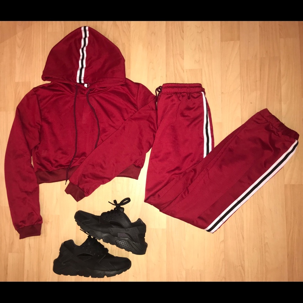 Red crop top hoodie sweat suit